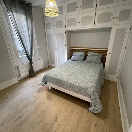 Appart Lumineux Avec Balcon Proche Mer Local Velo Et Deux Velos Διαμέρισμα